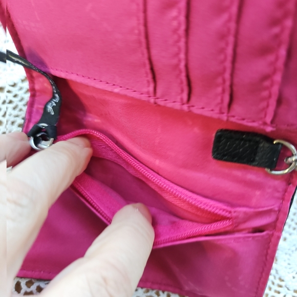 Lily Bloom Romantic Rose Blossom Crossbody And Matching Wallet Floral - Picture 11 of 14